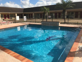  Los Fresnos Inn and Suites  Лос Фреснос